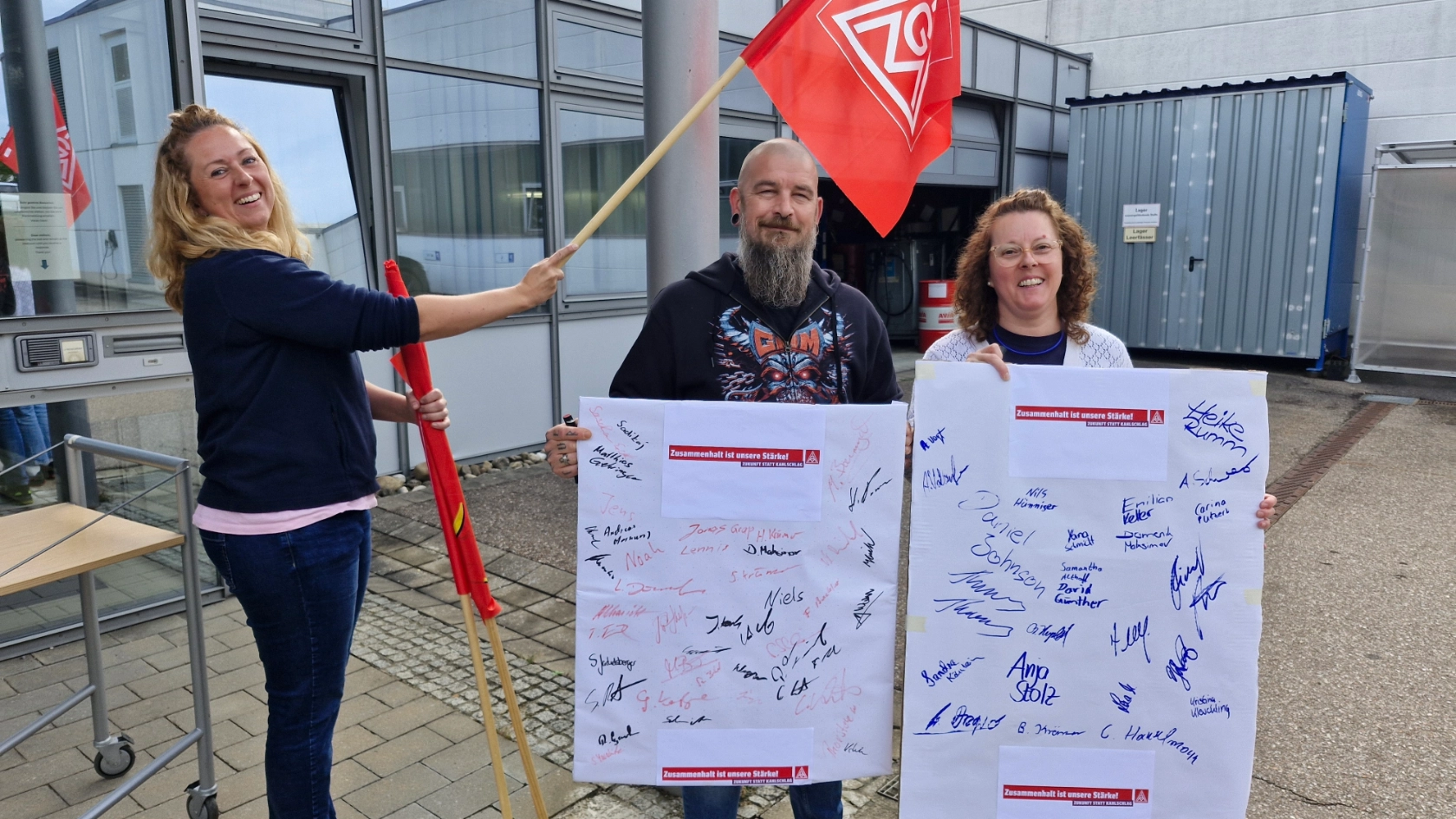 Unterschriftenaktion bei Nedschroef in Schrozberg