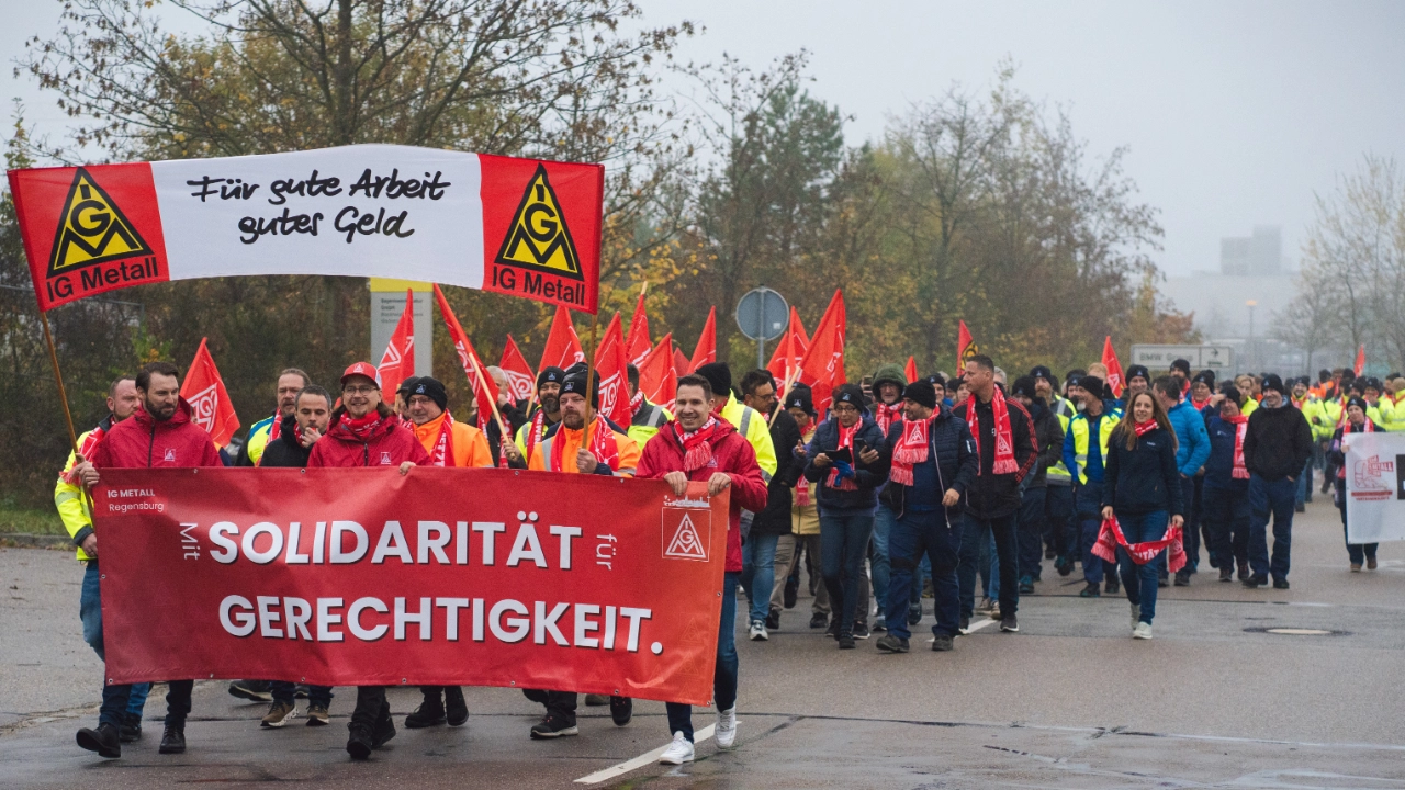 Warnstreik in Wackersdorf