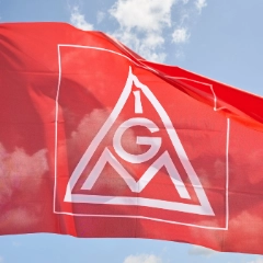 Aktion am 16.06.2025  im Rahmen der 3. Verhandlungsrunde Textile Dienste in Dietzenbach