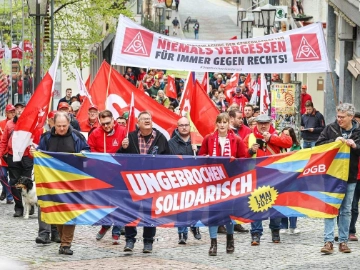 Maidemo ungebrochen solidarisch